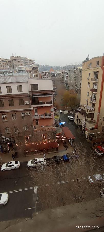 Apartment On Tumanyan Street,19 Ереван Экстерьер фото